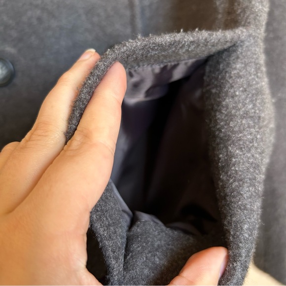 Women’s Pea Style Winter Coat with Buttons - Old Navy - Size XL - Picture 4 of 6